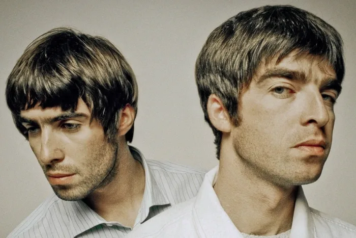 Cientos de fans de Oasis son víctimas de estafas en redes sociales