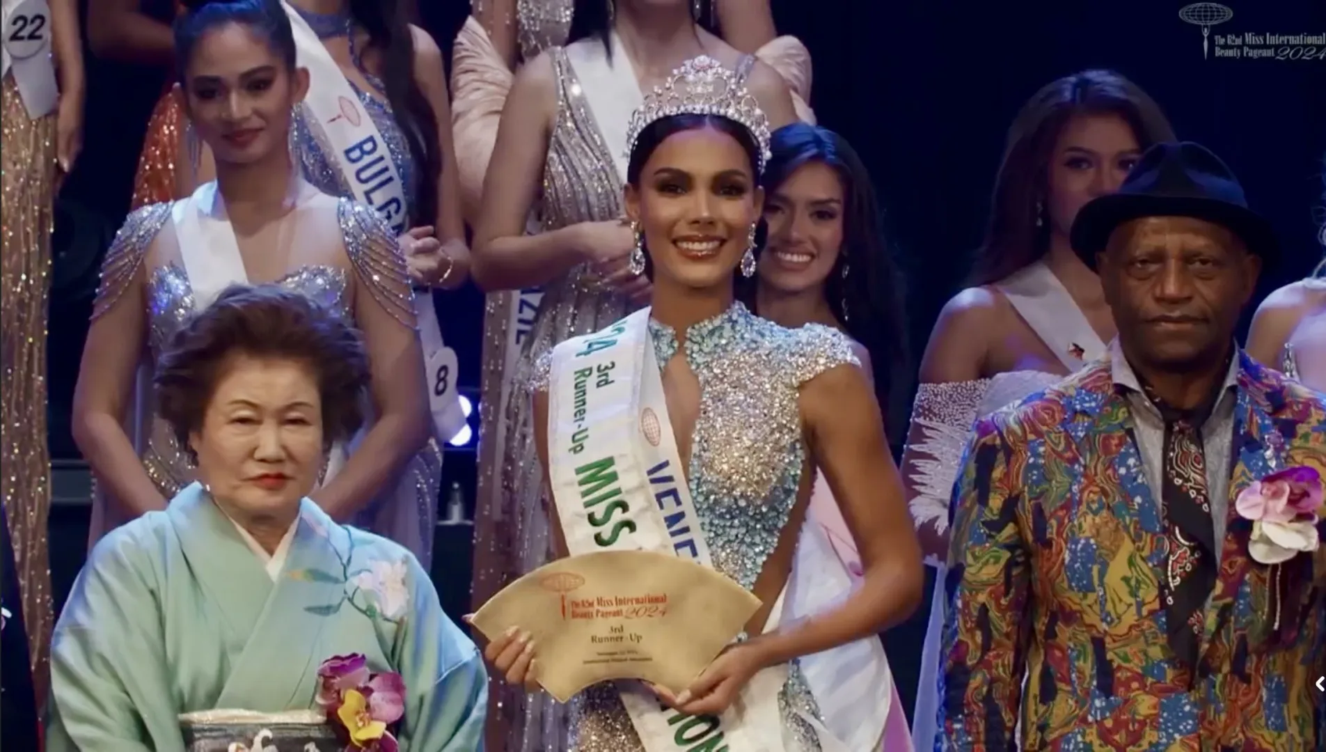 Sakra Guerrero conquista el título de tercera finalista en el Miss International 2024