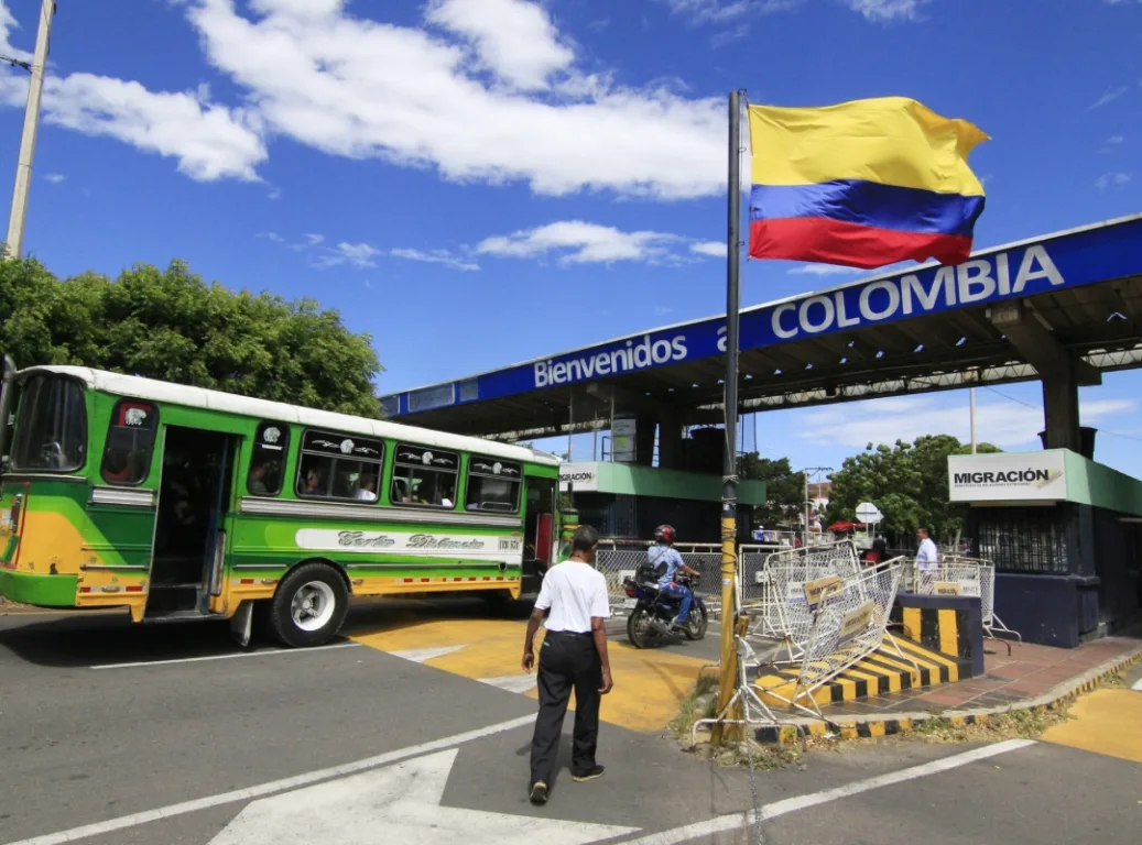 Colombia anuló más de 1.200 cédulas falsas a venezolanos y dominicanos en 2024