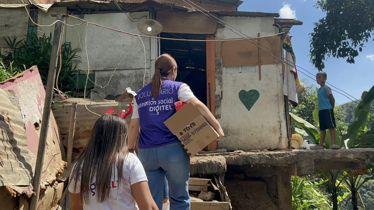 Conexión Social Digitel dona más de 1.400 juguetes a niños y niñas de comunidades vulnerables de Caracas