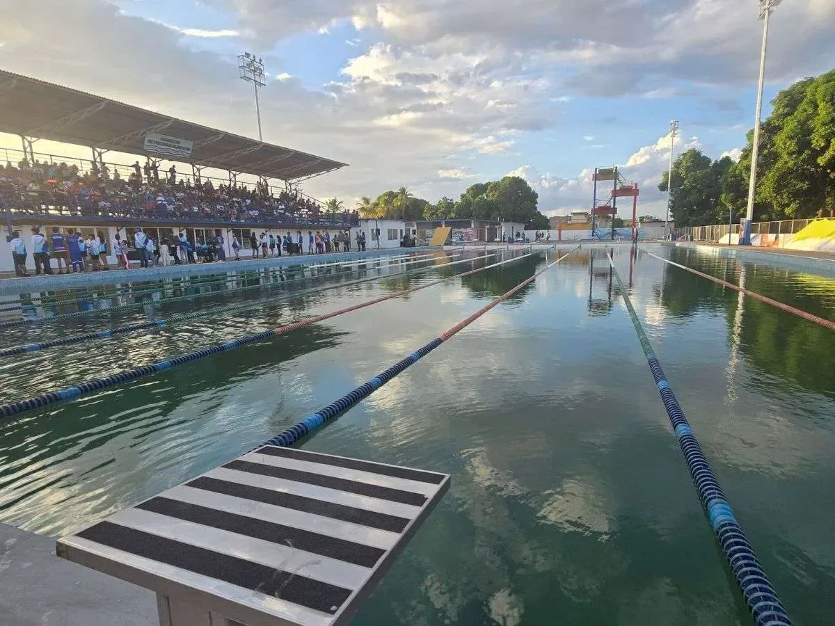 Inaugurado complejo de piscinas olímpicas en Bolívar