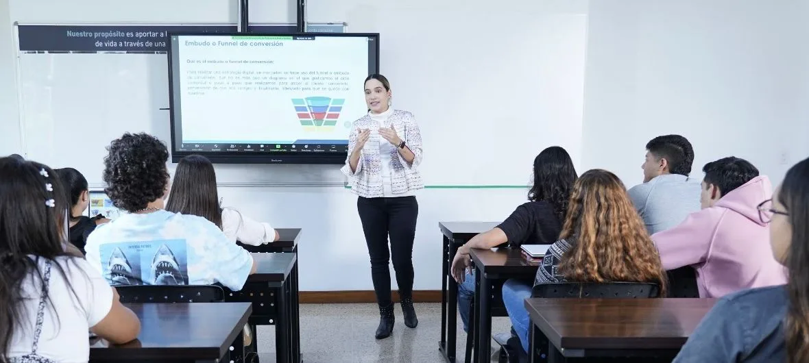 Noticias Medellín: 500 víctimas del conflicto ya son estudiantes