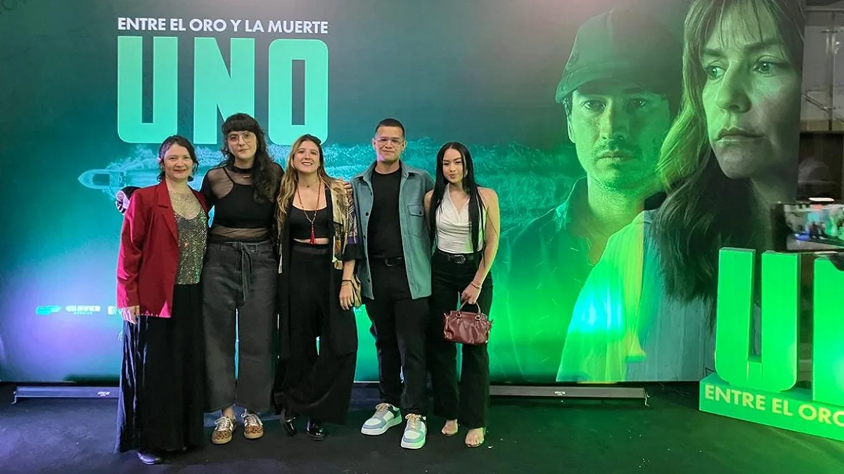 Noticias Medellín: Estudiantes participaron en vestuario de la película UNO